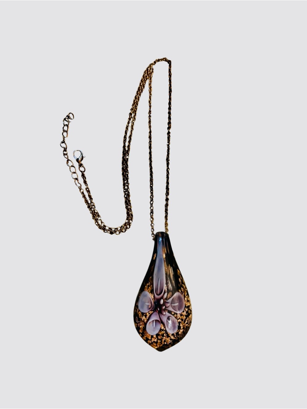 Vintage Murano Style Art Glass Pendant Necklace Lavender Flower & Gold 26" Chain - Picture 8 of 9
